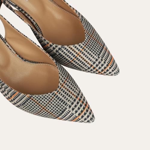  EKOSELİ TOPUKLU AYAKKABI