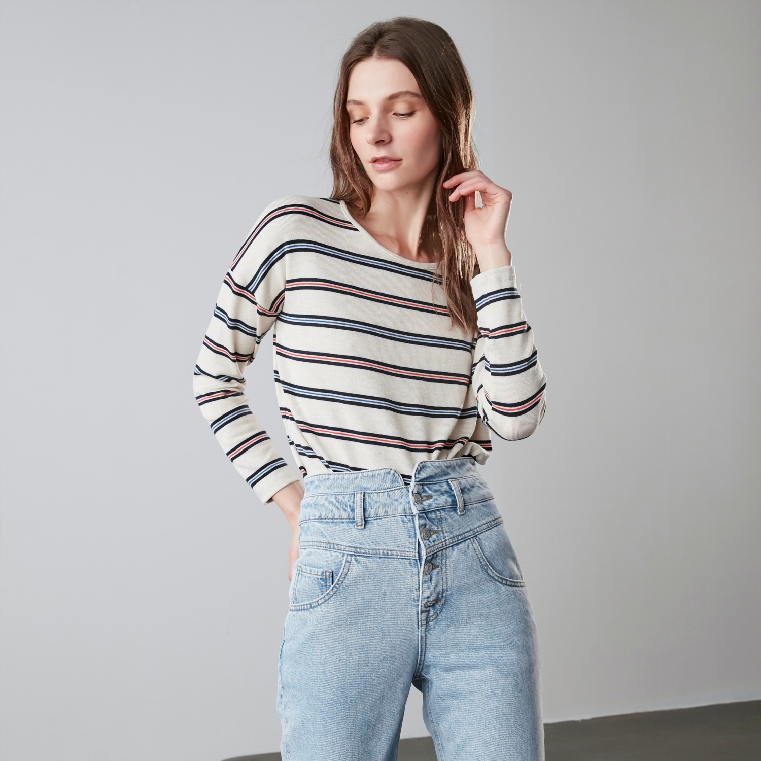 ÇİZGİLİ DÜŞÜK OMUZ TRİKO KAZAK