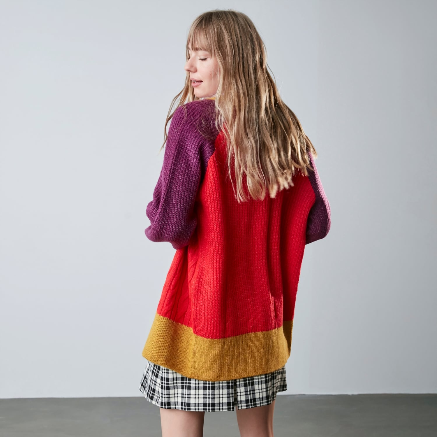 RENKLİ MİDİ TRİKO HIRKA