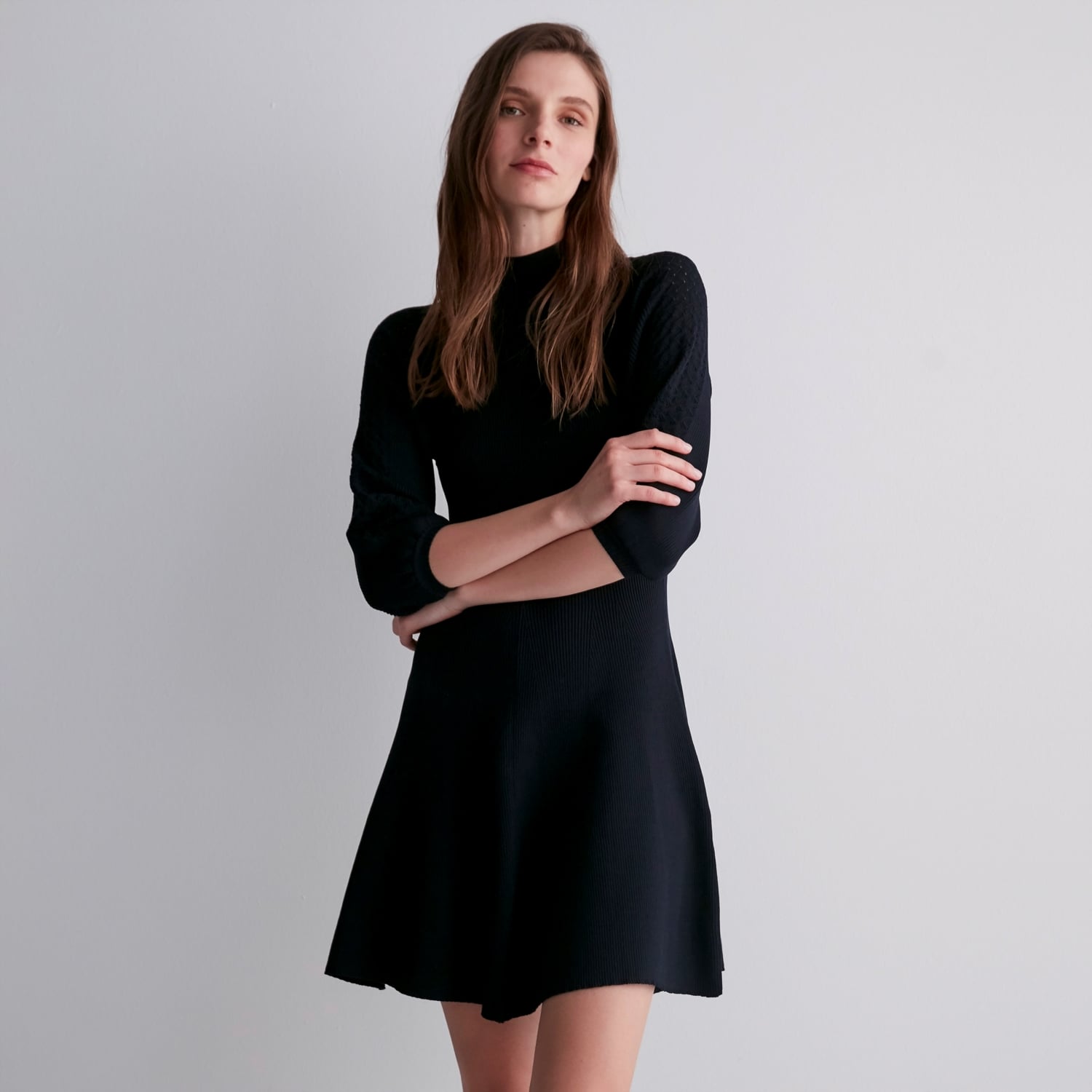 A KESİM KISA KOLLU MİNİ ELBİSE