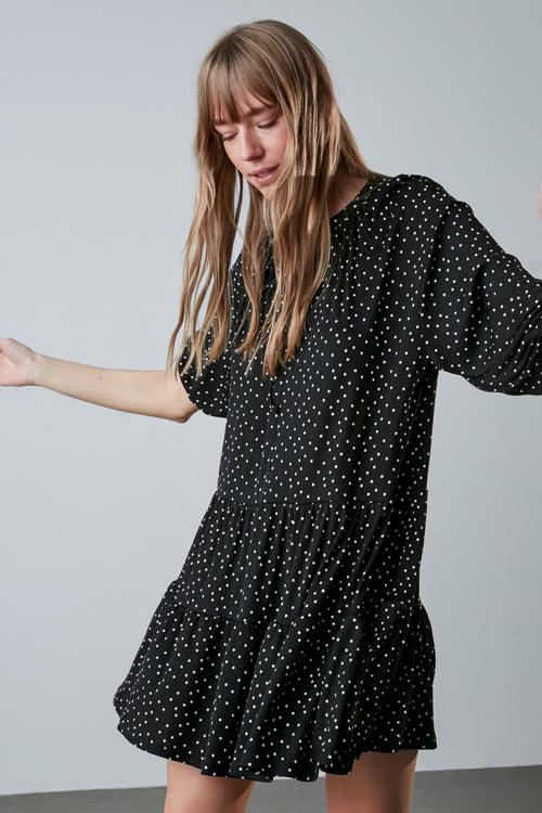  PUANTİYE DESENLİ MİNİ ELBİSE