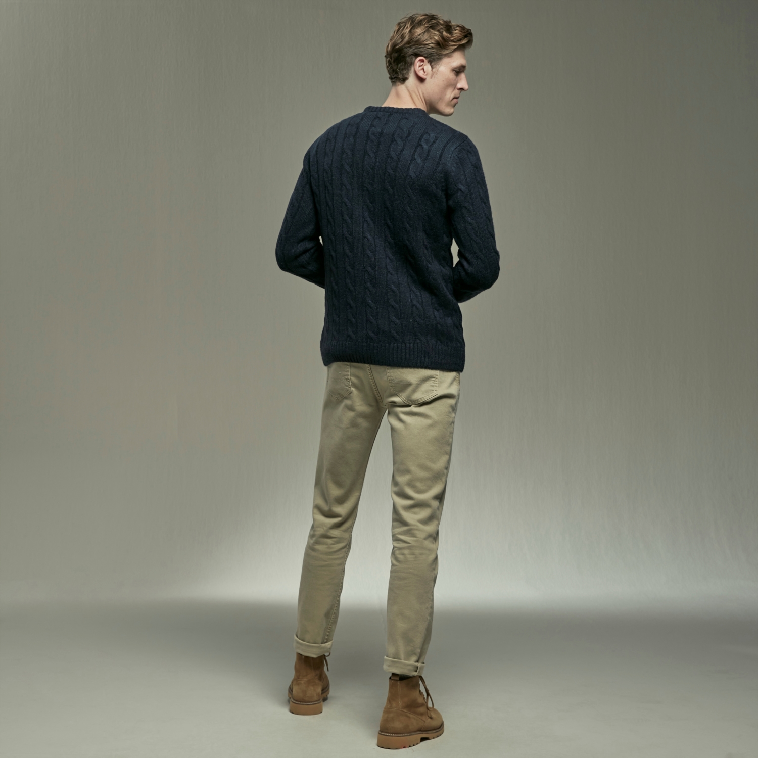 BİSİKLET YAKA ÖRGÜ DETAYLI KAZAK