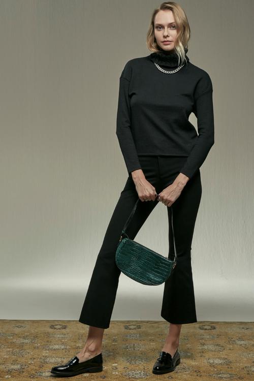  DİK YAKA ÖRGÜ DETAYLI SWEATSHIRT