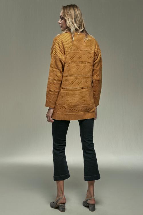  DELİKLİ V YAKA ÖRME HIRKA