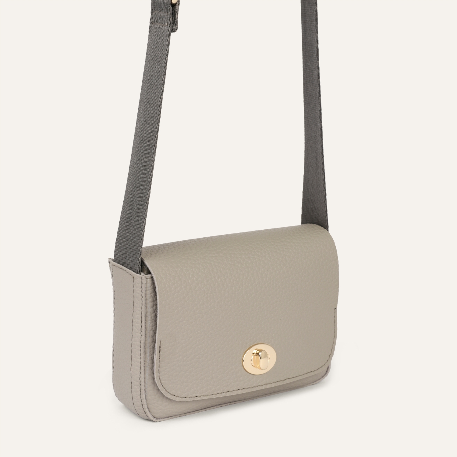 SUNİ DERİ OMUZ ÇANTASI