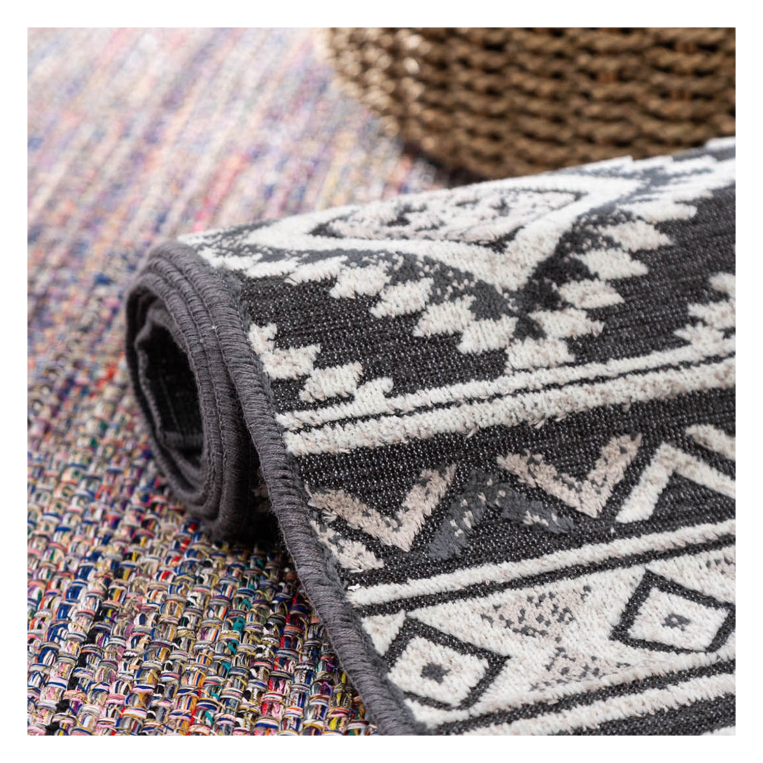 SHIRAZ KİLİM SİYAH 80X150CM