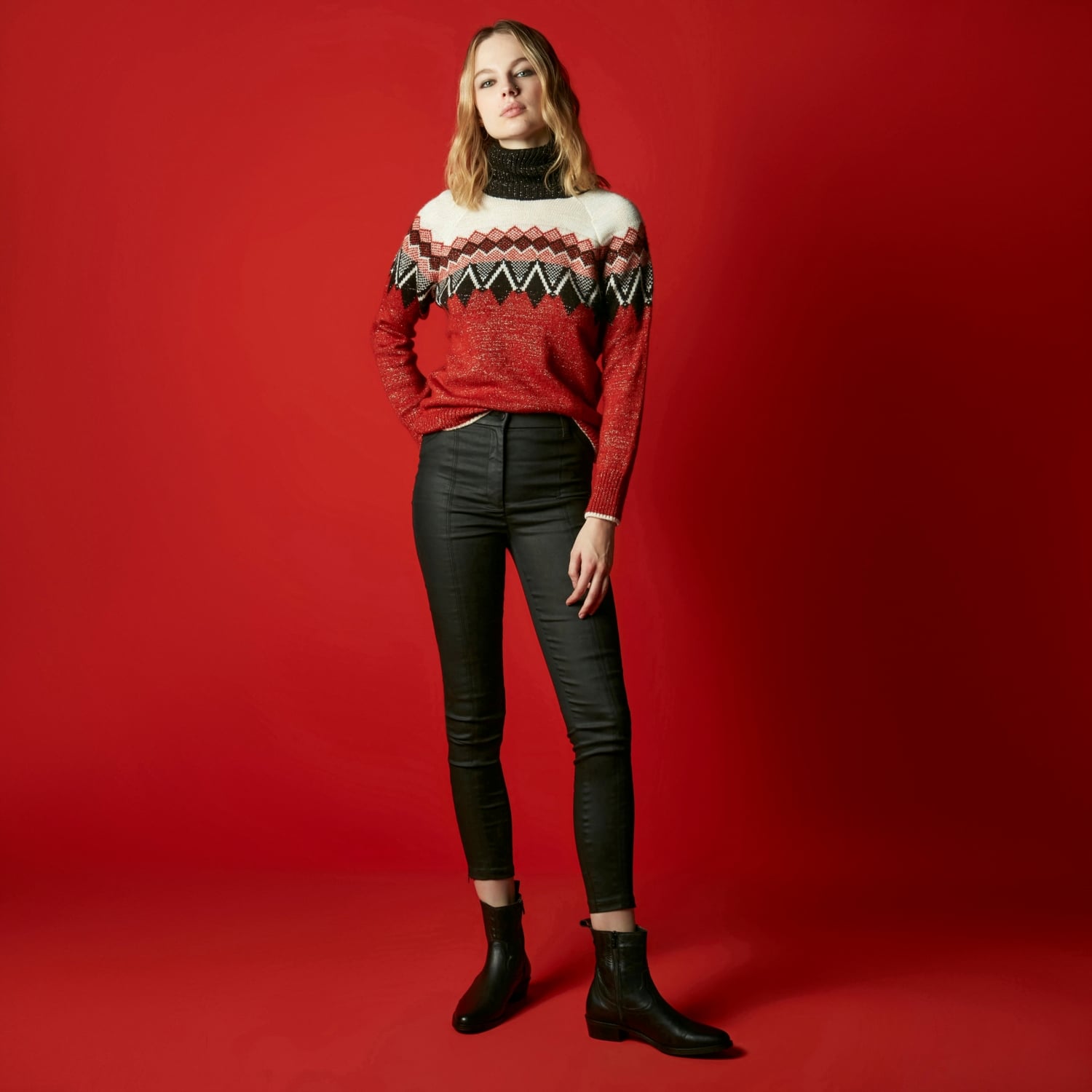 BOĞAZLI JAKARLI KAZAK