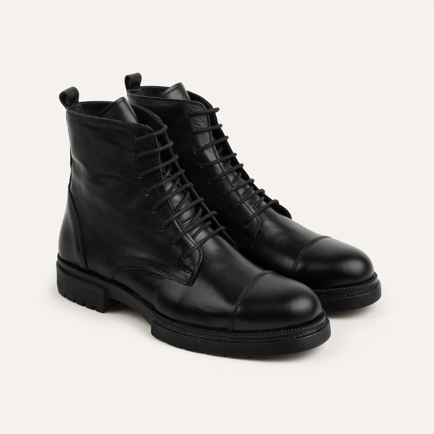 BAĞCIKLI HAKİKİ DERİ BOT