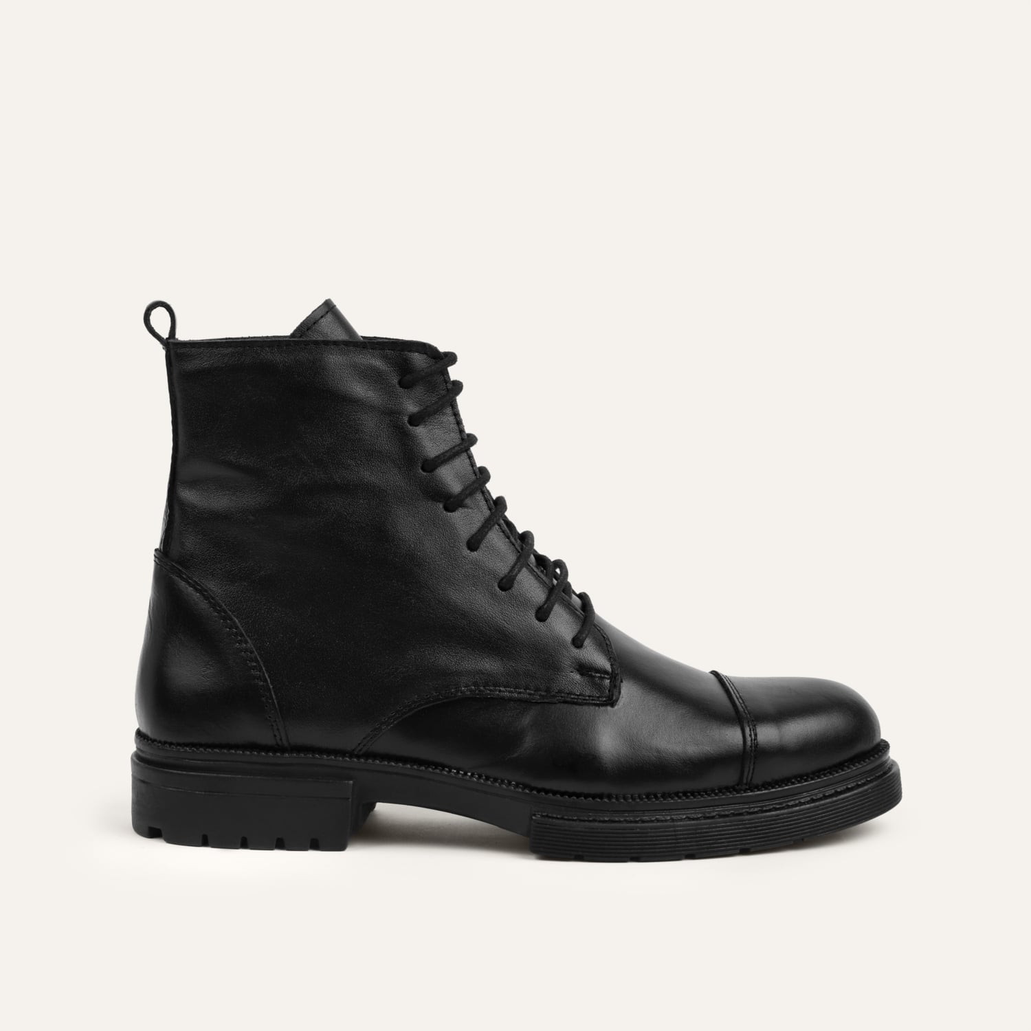 BAĞCIKLI HAKİKİ DERİ BOT