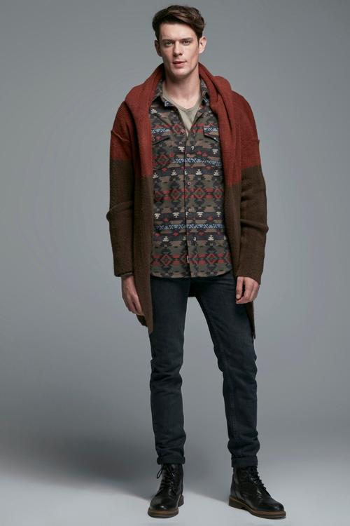  RENK BLOKLU KAPÜŞONLU TRİKO HIRKA