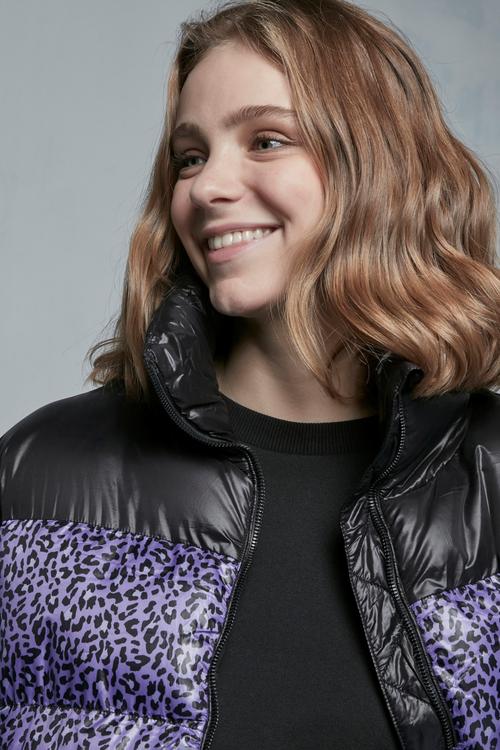  DİK YAKA LEOPAR DESENLİ PUFFER ŞİŞME MONT