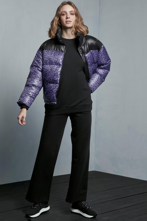  DİK YAKA LEOPAR DESENLİ PUFFER ŞİŞME MONT