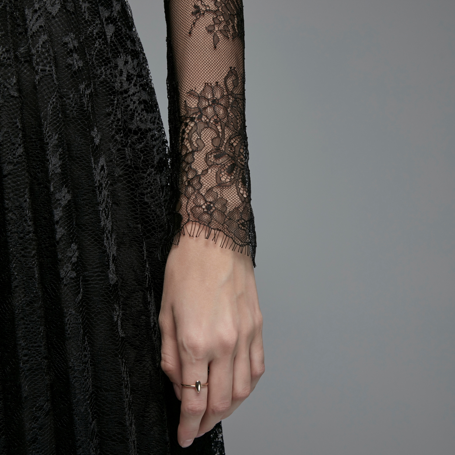 DANTEL PİLELİ ETEK