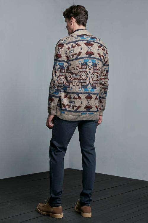  ŞAL YAKA DESENLİ TRİKO HIRKA