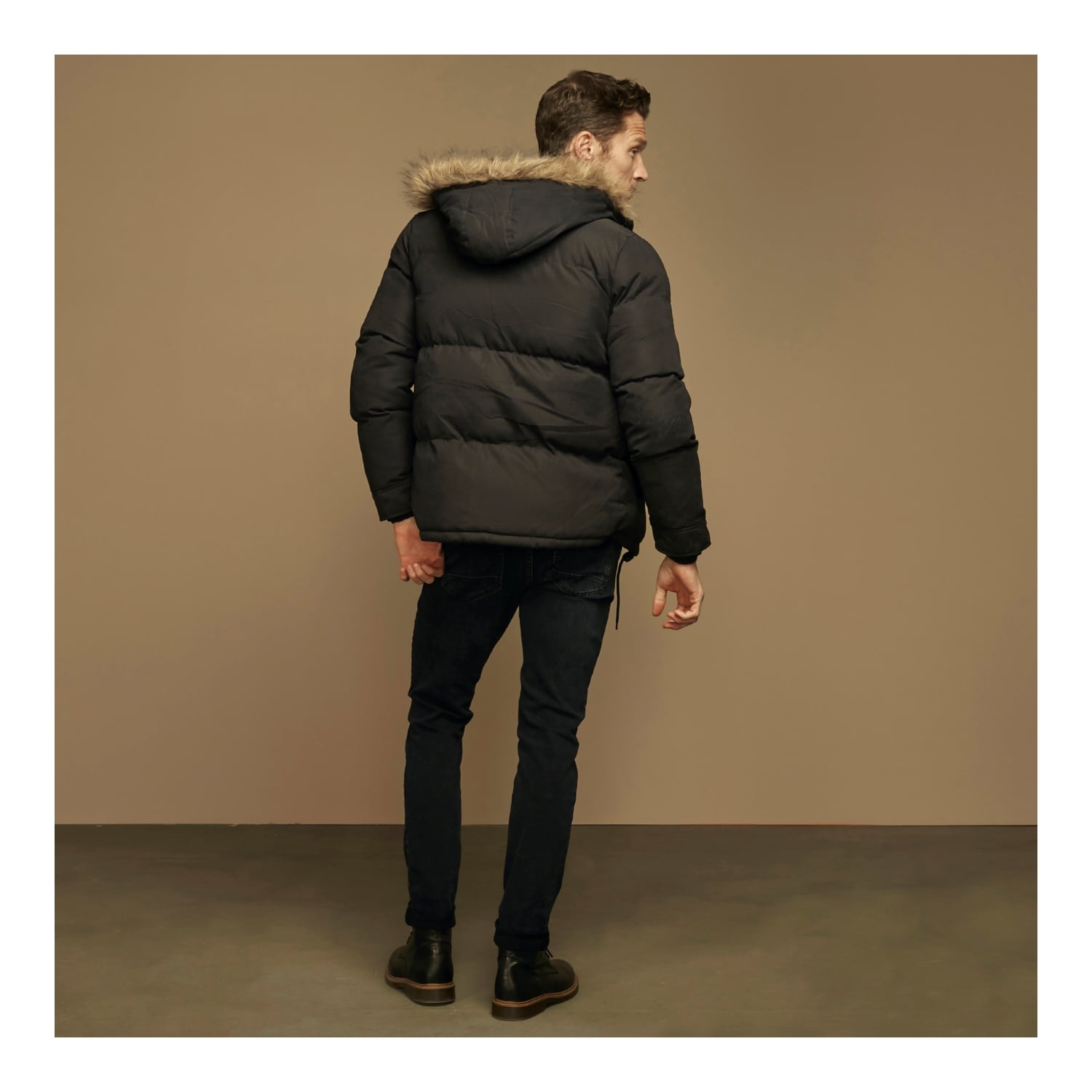 KAPİTONELİ KÜRKLÜ MONT