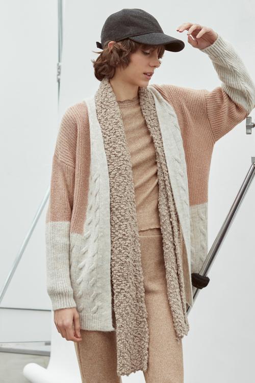  SAÇ ÖRGÜLÜ MİDİ TRİKO HIRKA