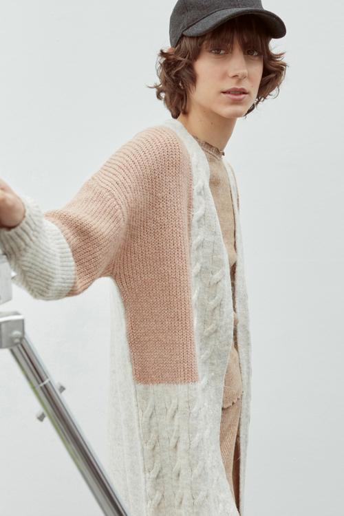  SAÇ ÖRGÜLÜ MİDİ TRİKO HIRKA