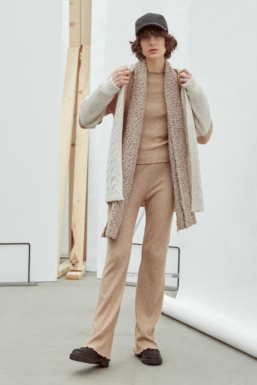  SAÇ ÖRGÜLÜ MİDİ TRİKO HIRKA