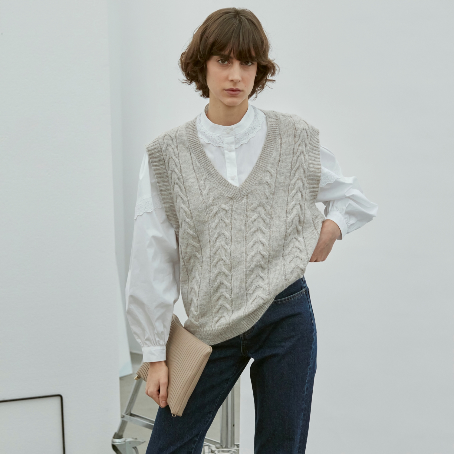 SAÇ ÖRGÜLÜ V YAKA SÜVETER