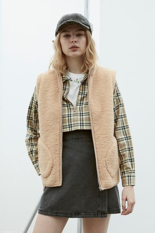  FERMUARLI PELUŞ YELEK