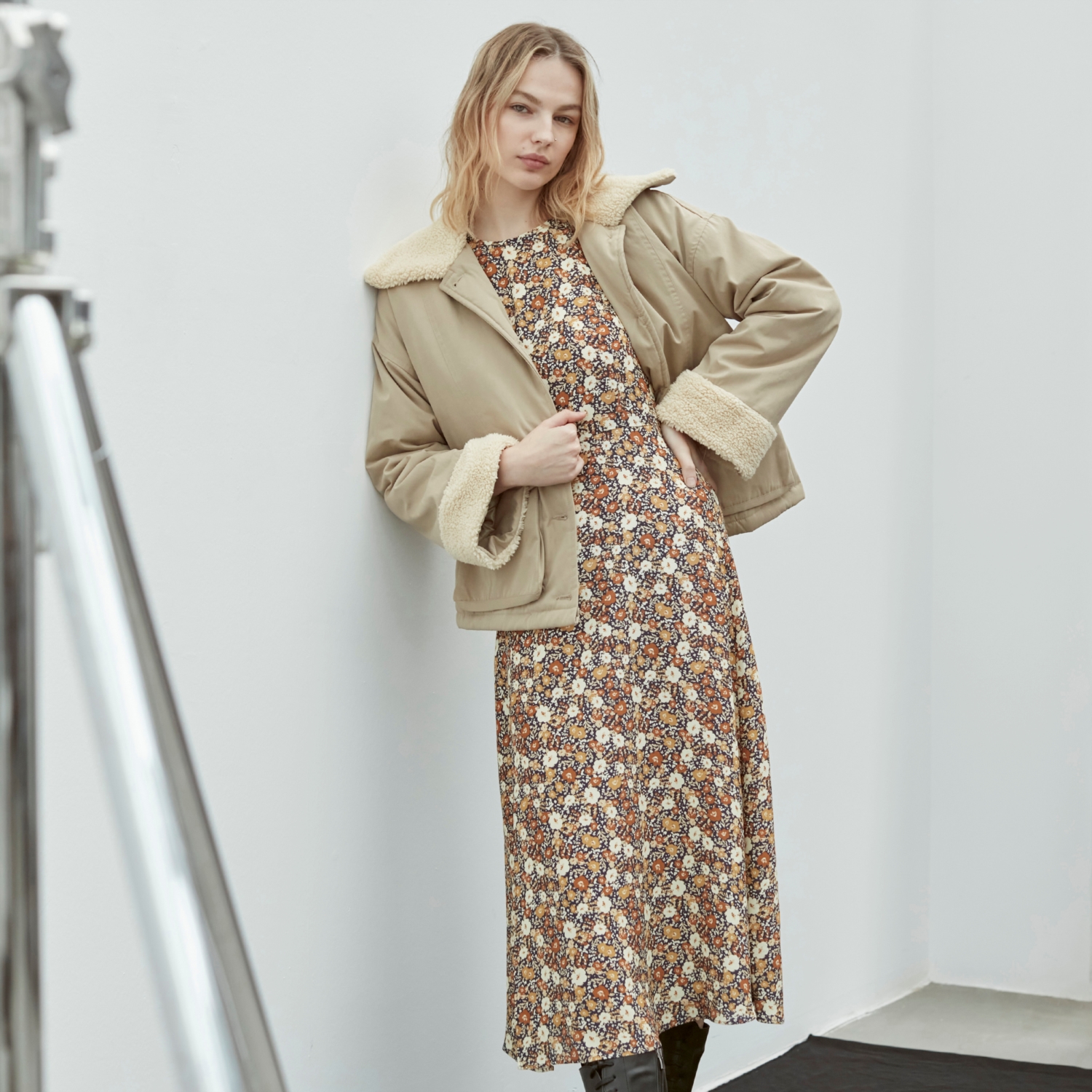 PELÜŞ DETAYLI MONT CEKET