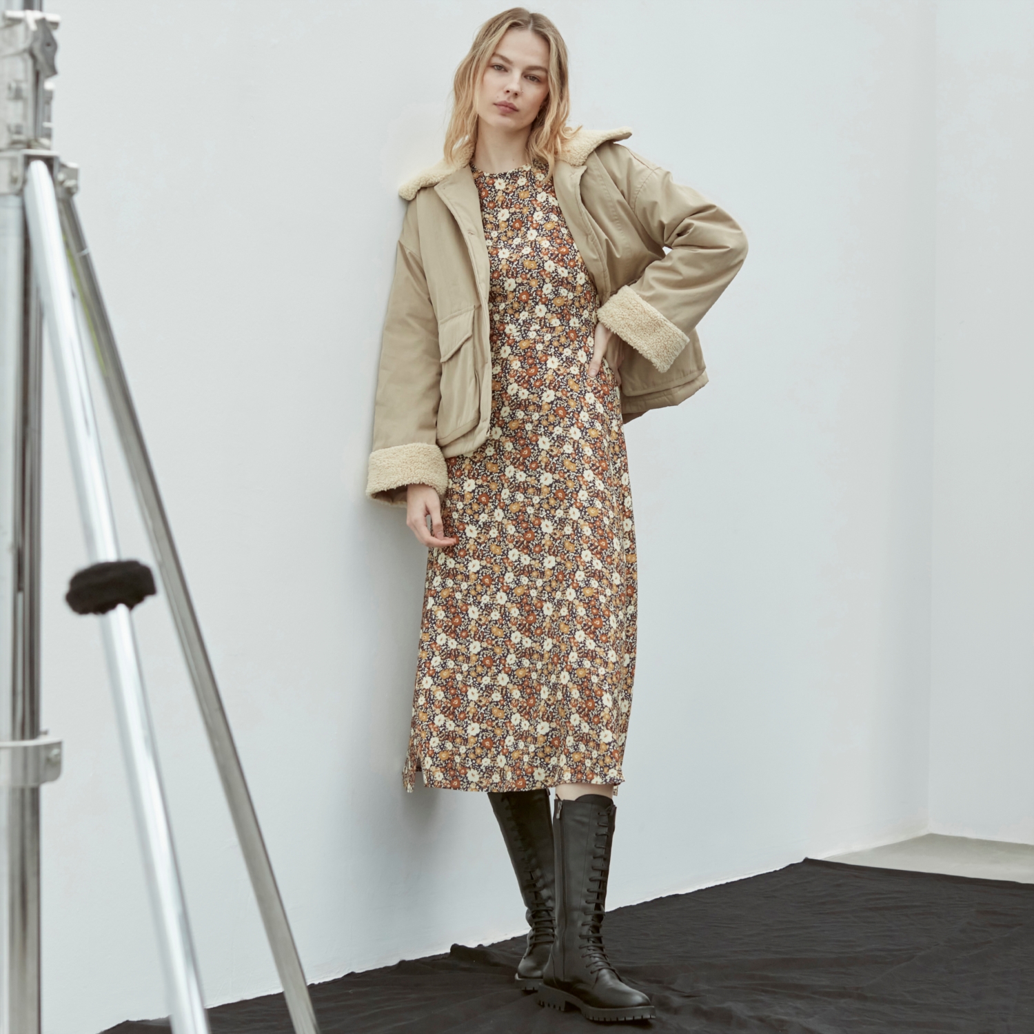 PELÜŞ DETAYLI MONT CEKET