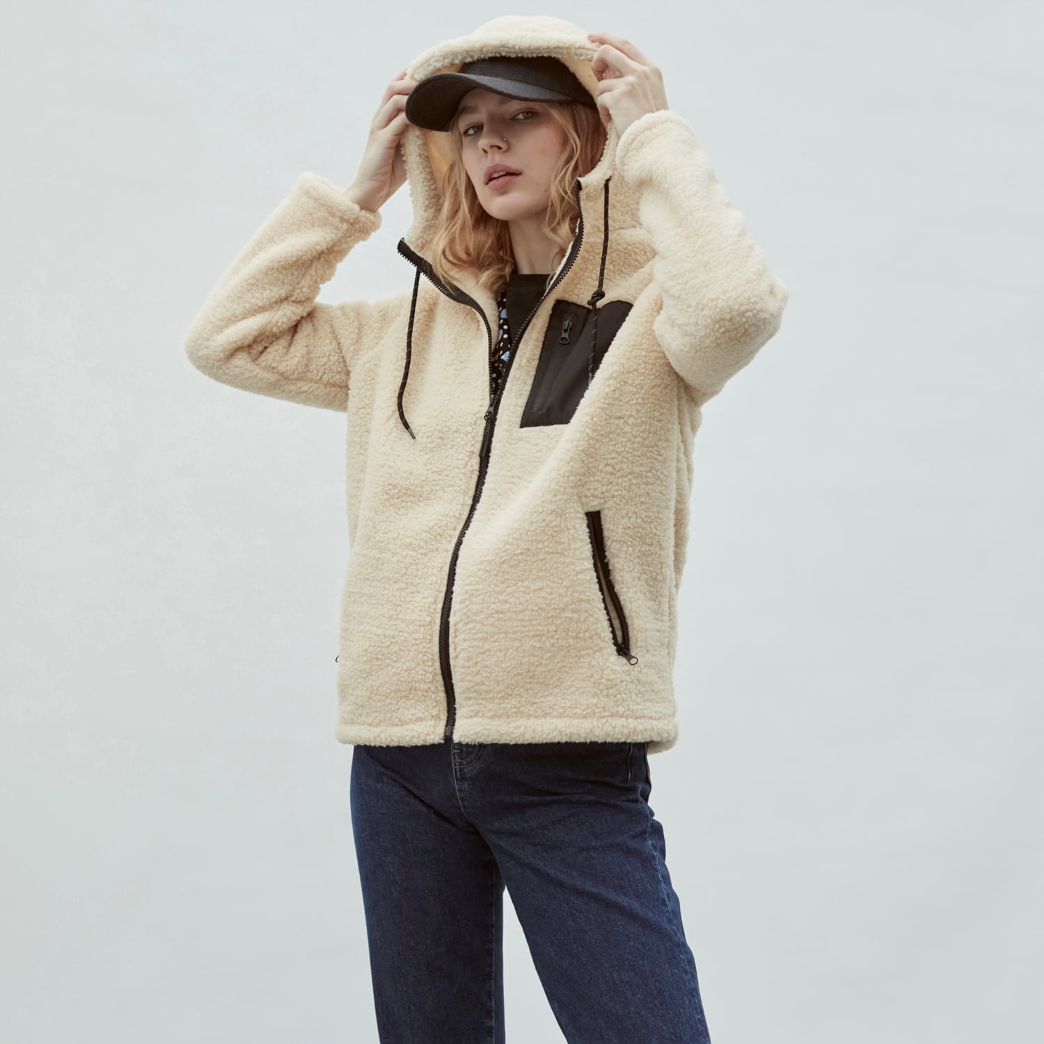 PELUŞ FERMUARLI HIRKA