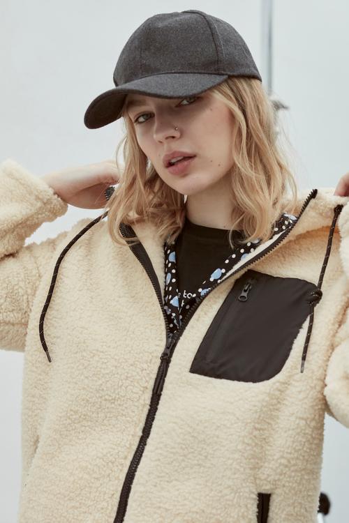  PELUŞ FERMUARLI HIRKA