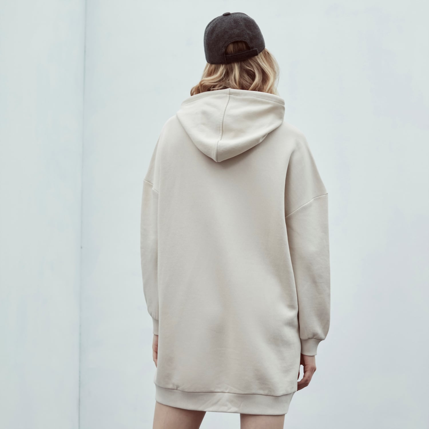 KAPÜŞONLU SWEAT ELBİSE