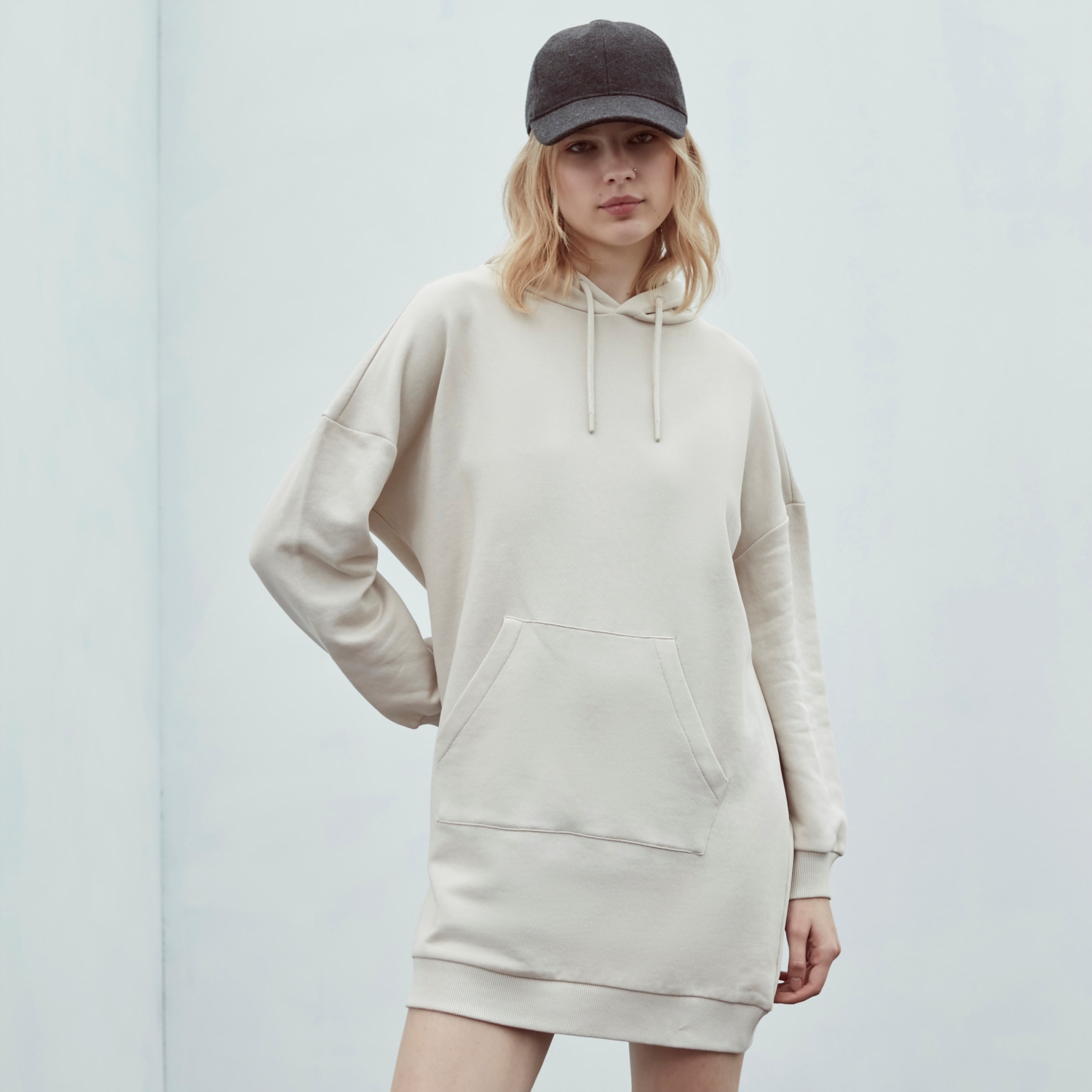 KAPÜŞONLU SWEAT ELBİSE