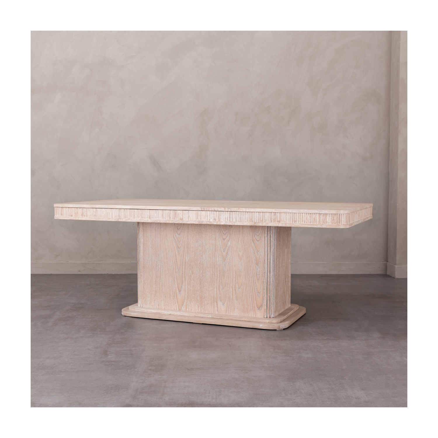 QUILAGO YEMEK MASASI