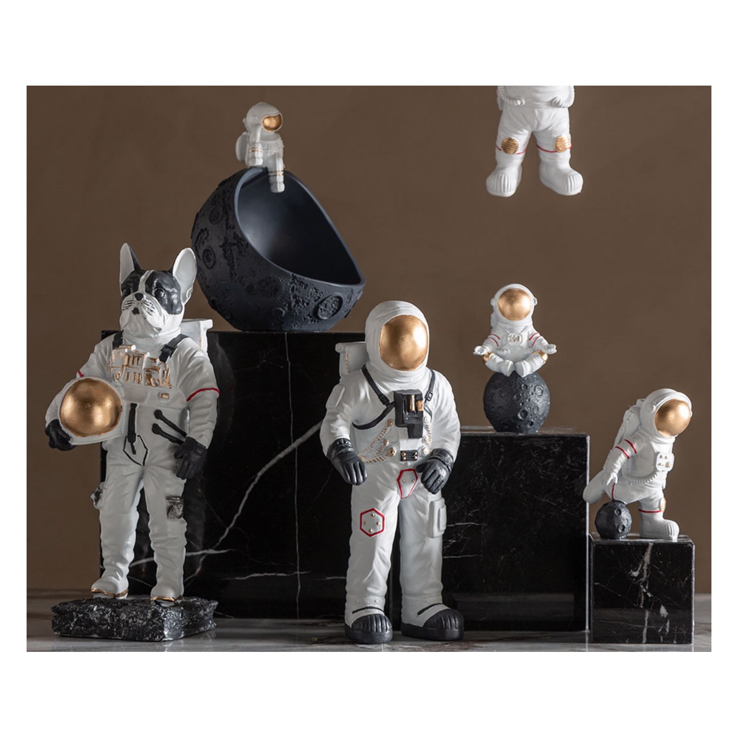 SPACEMAN ON THE MOON BİBLO 19x18x26CM