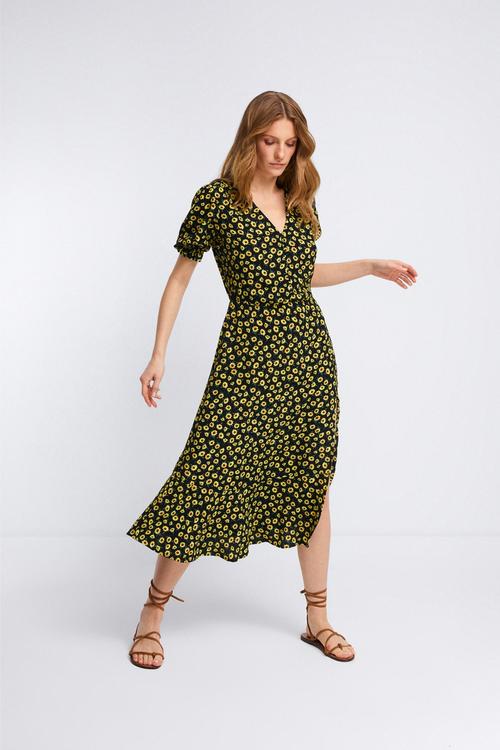  ÇİÇEK DESENLİ YIRTMAÇLI MİDİ ELBİSE