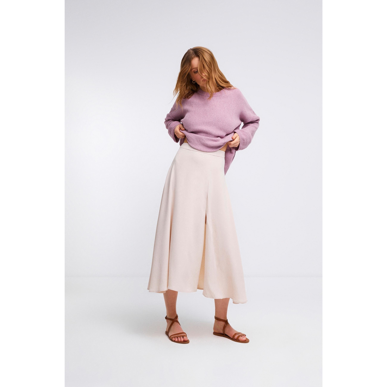 A KESİM YIRTMAÇLI MİDİ KLOŞ ETEK