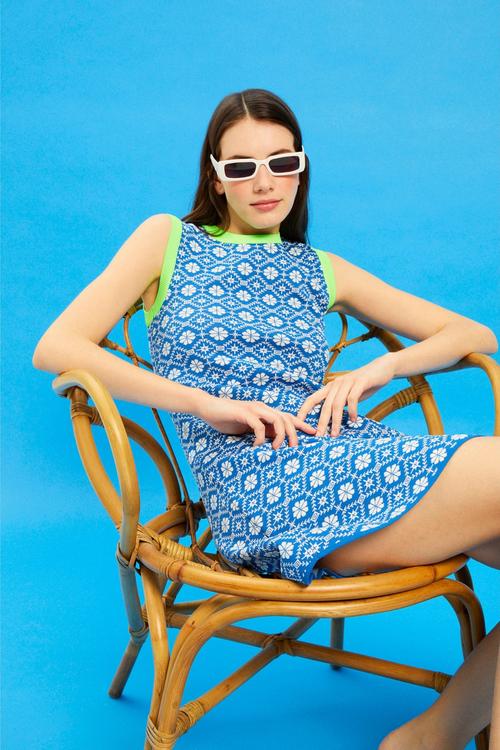  JAKARLI KOLSUZ MİNİ TRİKO ELBİSE