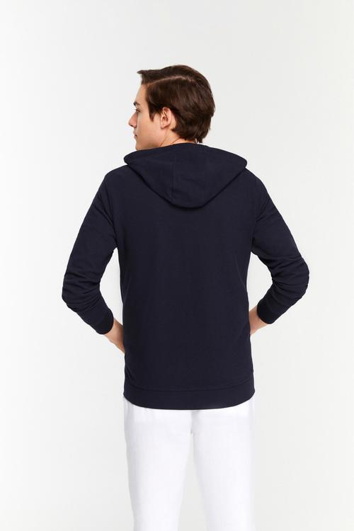  ÇAPA DESENLİ KAPÜŞONLU SWEATSHIRT