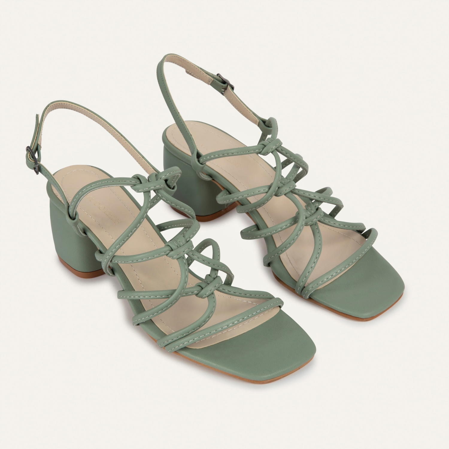 KARE BURUN BAĞCIKLI KALIN TOPUKLU AYAKKABI