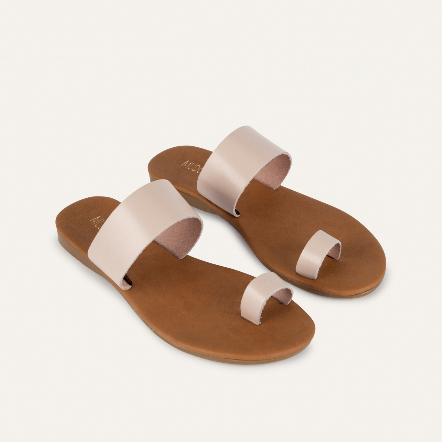 PARMAK ARASI HAKİKİ DERİ TERLİK