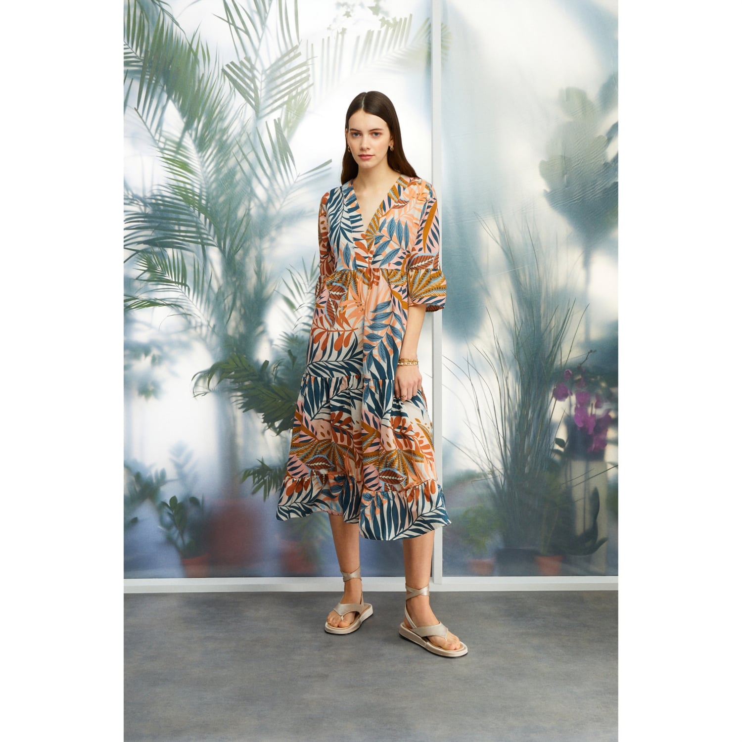 TROPİKAL YAPRAK DESENLİ ORGANİK PAMUK A KESİM UZUN ELBİSE