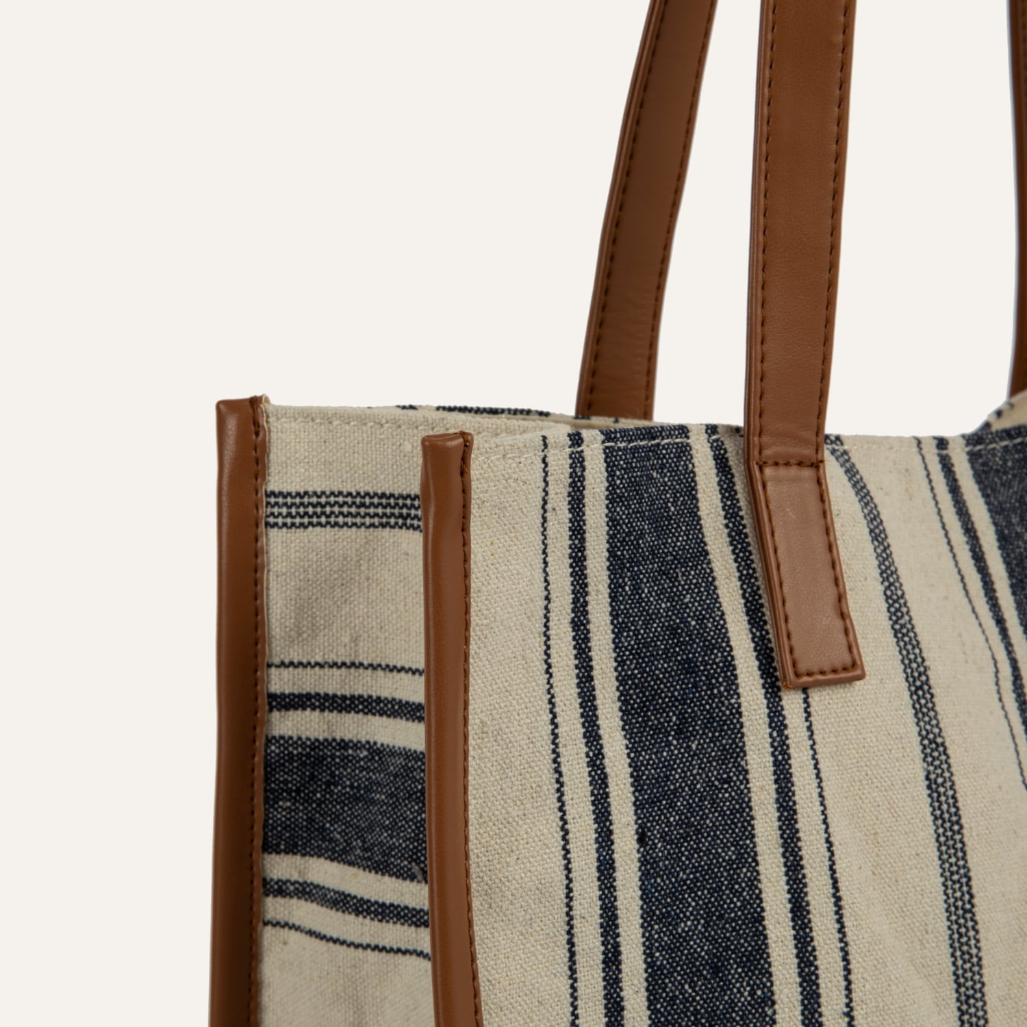 ÇİZGİLİ EL ÇANTASI