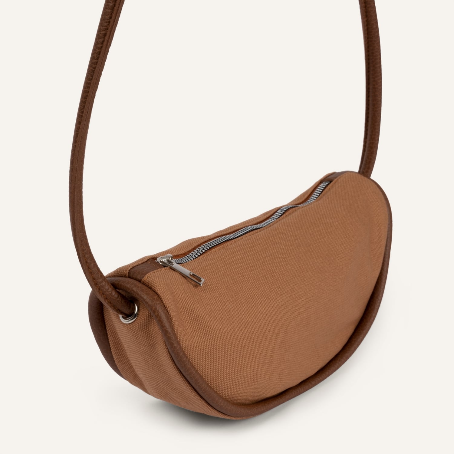 KANVAS OMUZ ÇANTASI