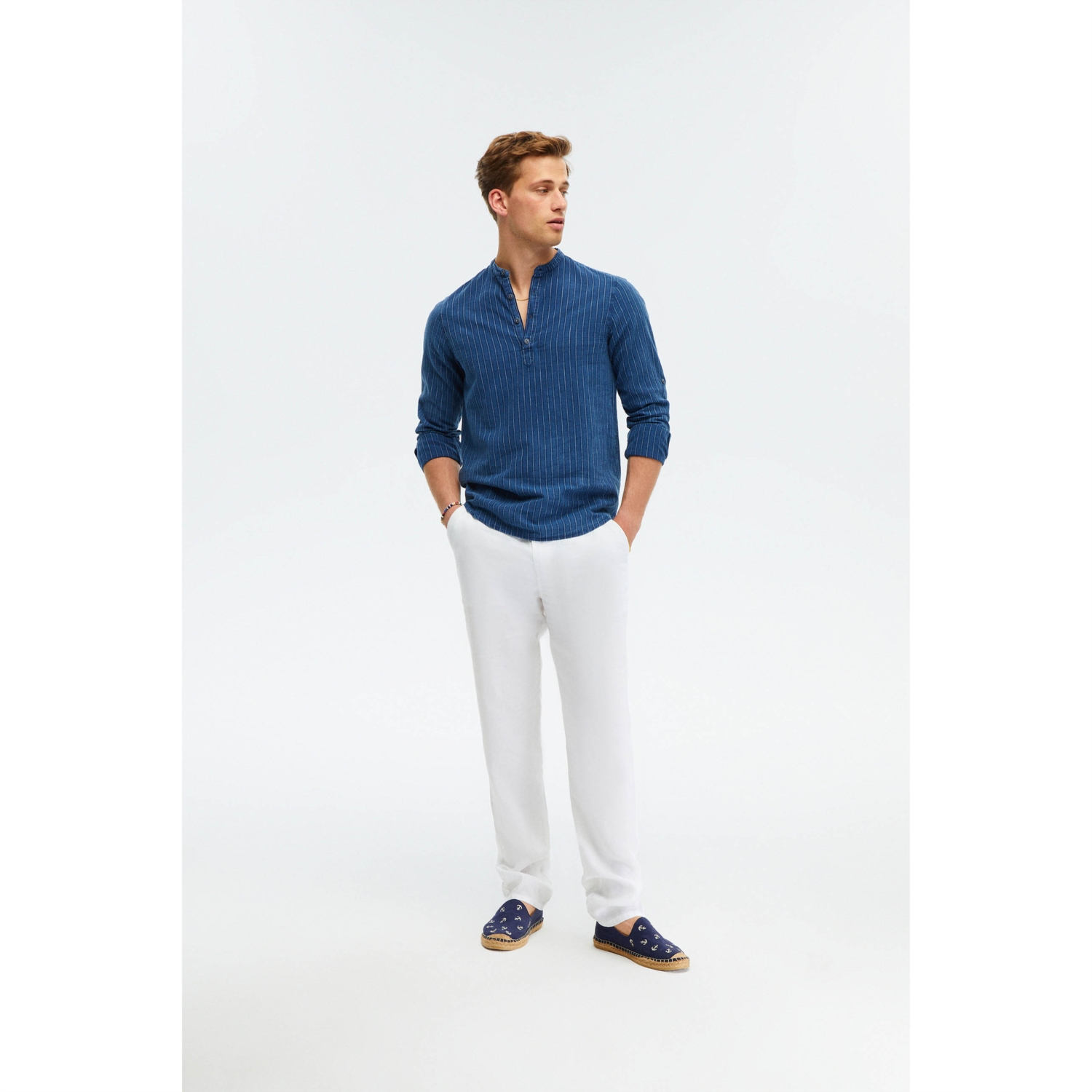 KETEN KARIŞIMLI HAKİM YAKA REGULAR FIT ÇİZGİLİ GÖMLEK