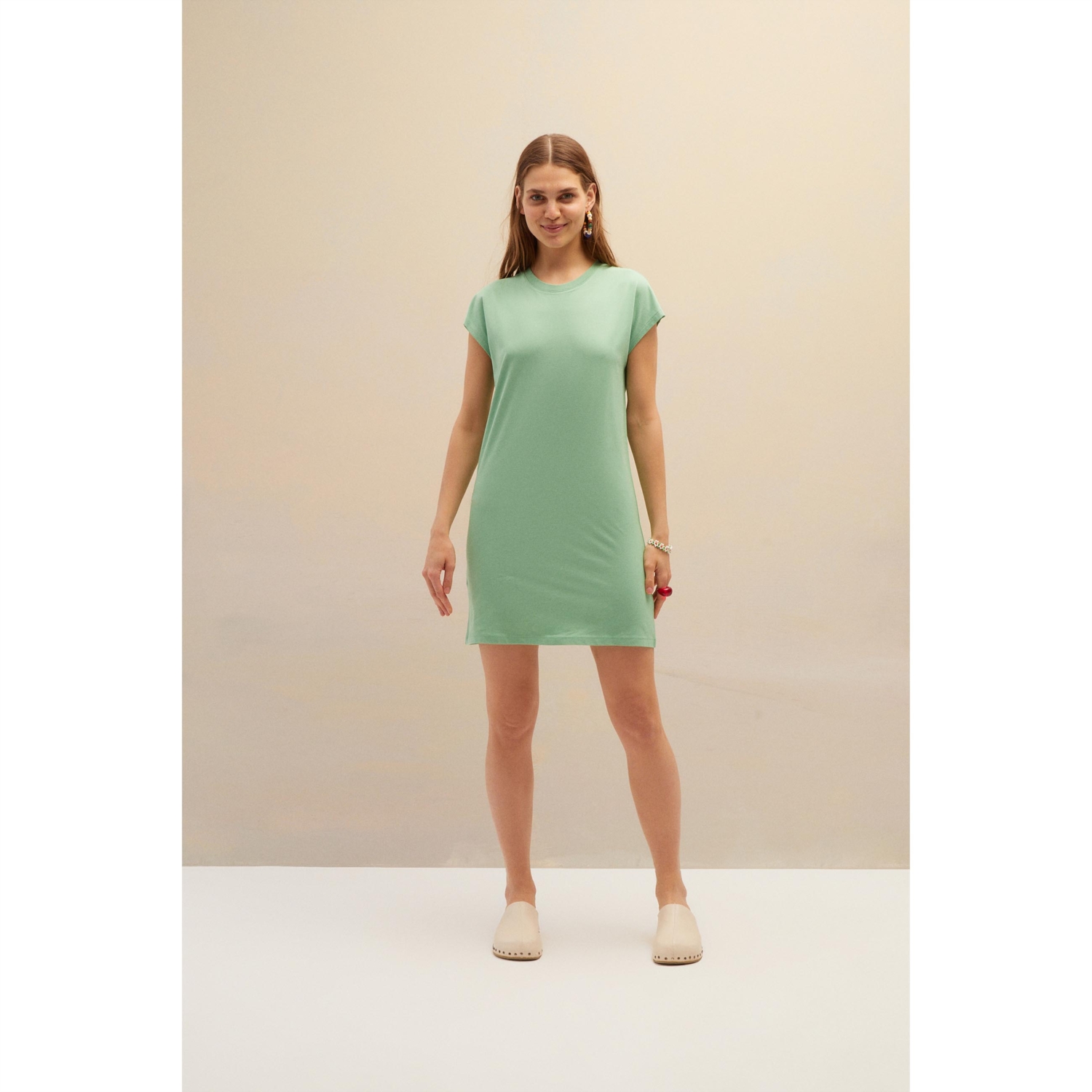 DÜZ KESİM MİNİ BASIC ELBİSE