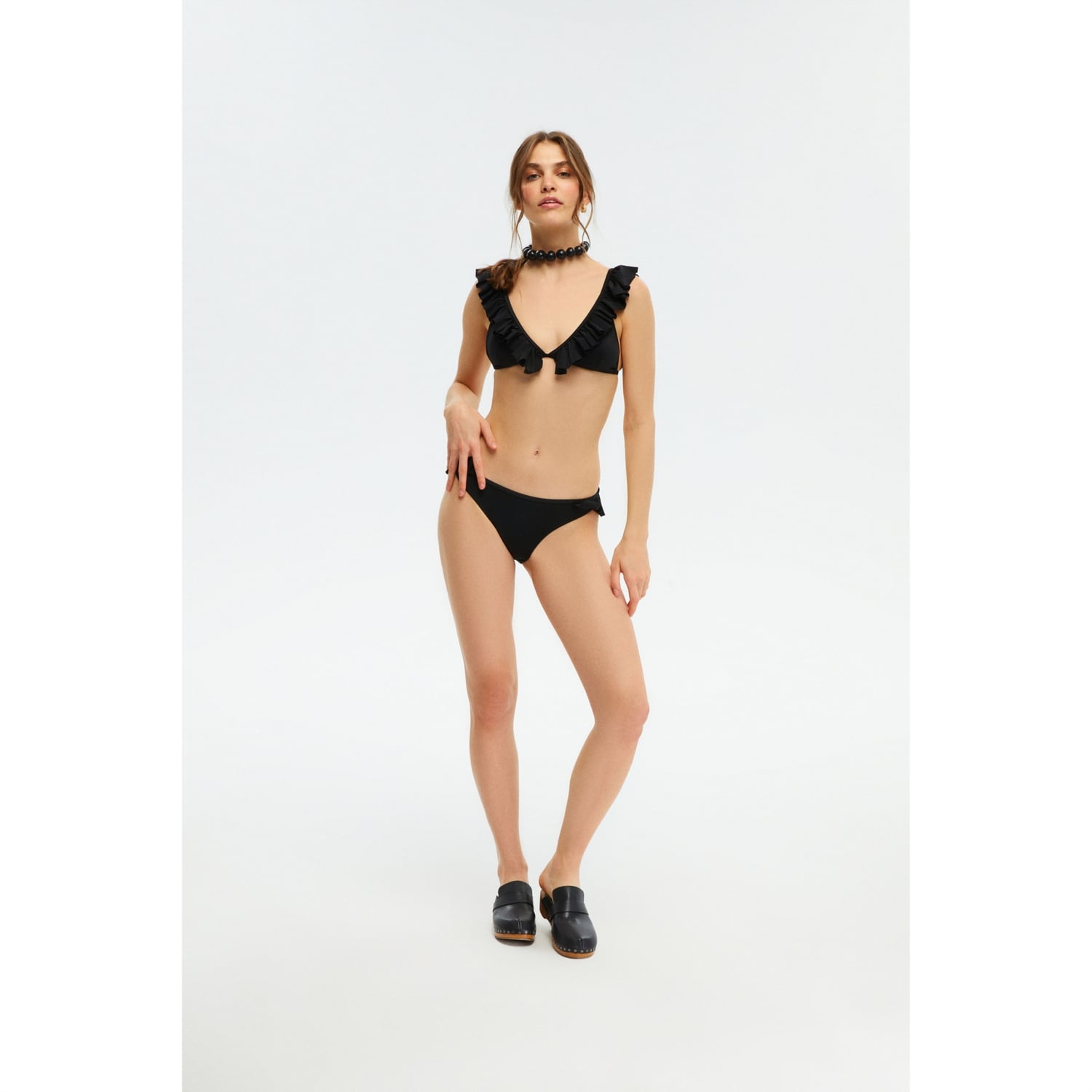 FIRFIRLI ÜÇGEN BİKİNİ ÜSTÜ