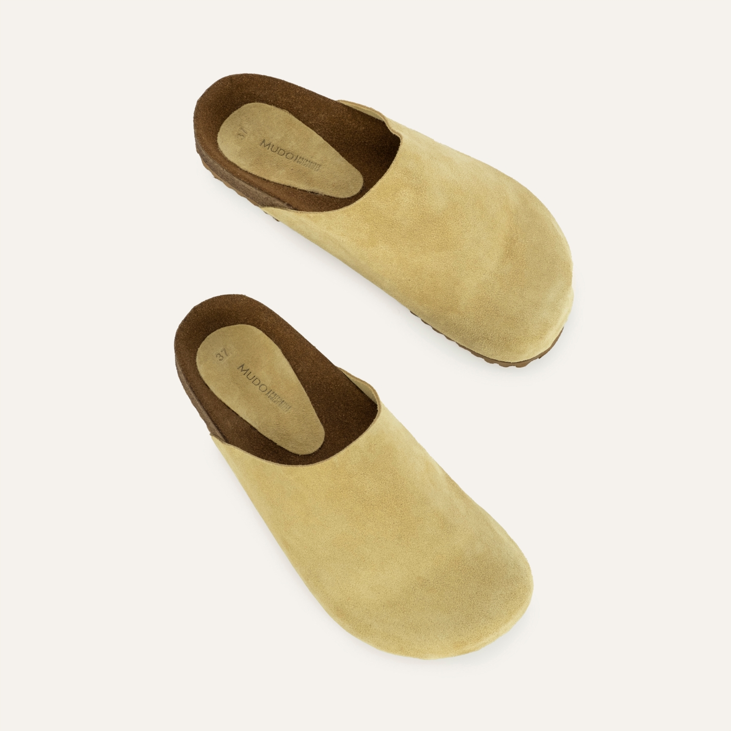 ÖNÜ KAPALI DERİ TERLİK