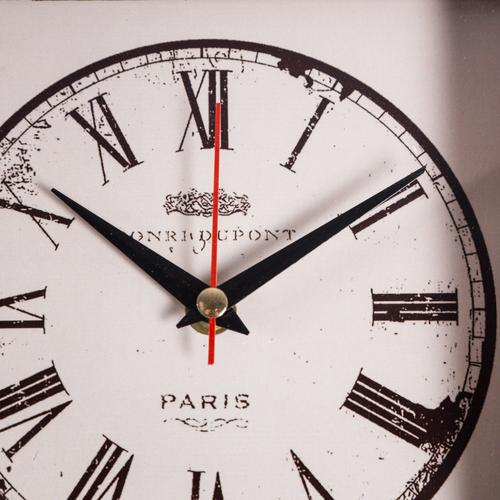  BORRA AHŞAP MASA SAATİ 20X20 CM