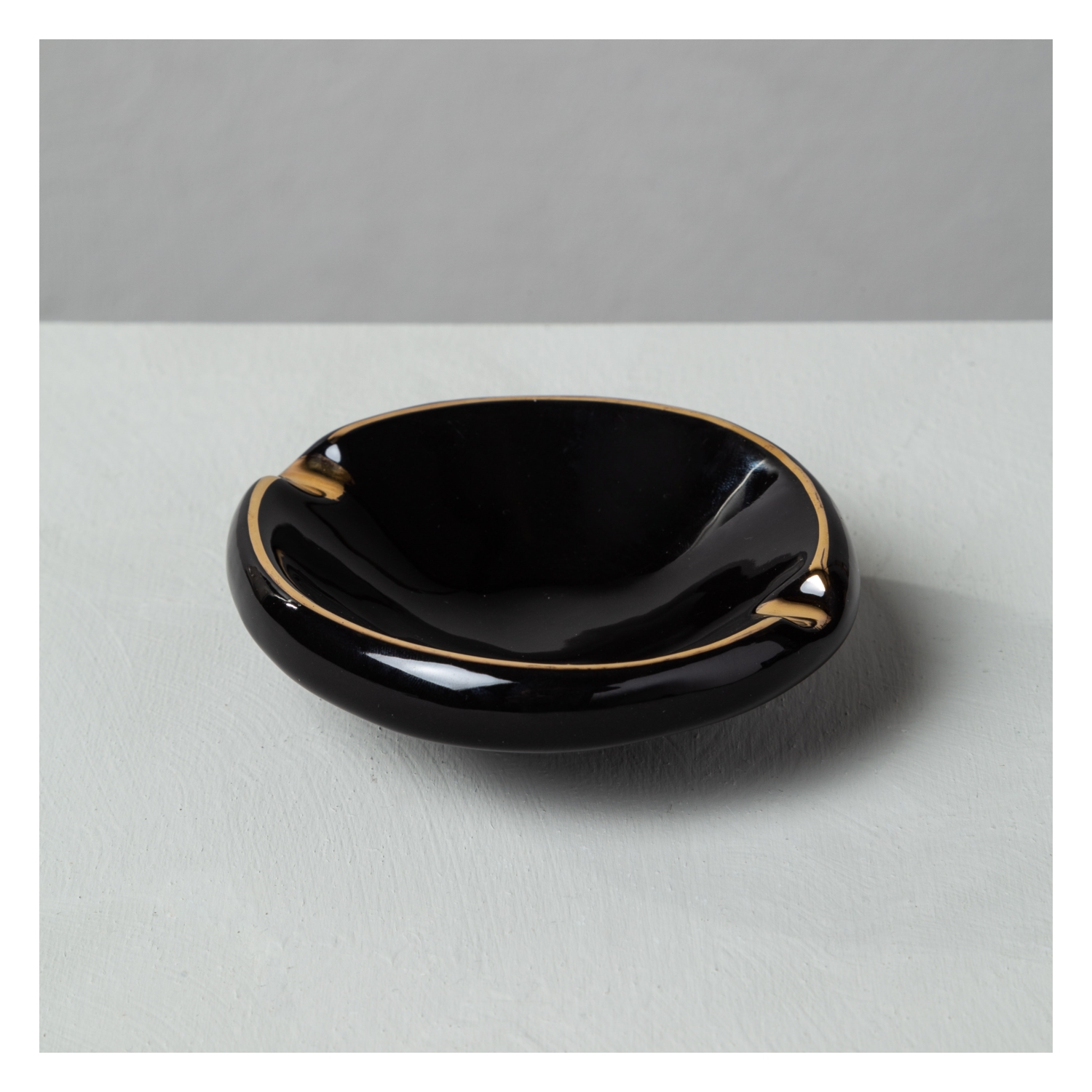 ZEN YUVARLAK KÜLLÜK SİYAH