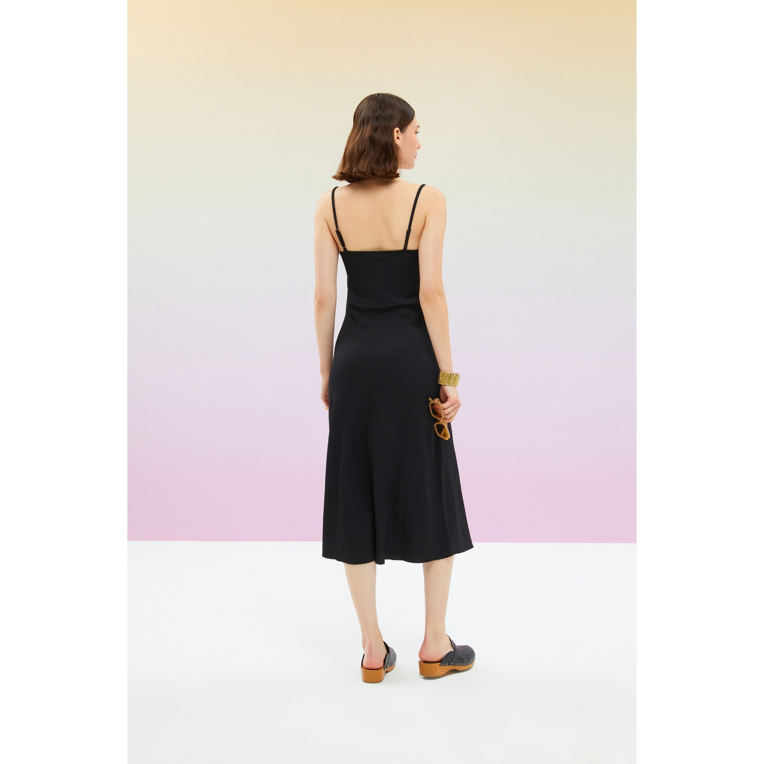 İNCE ASKILI MİDİ ELBİSE