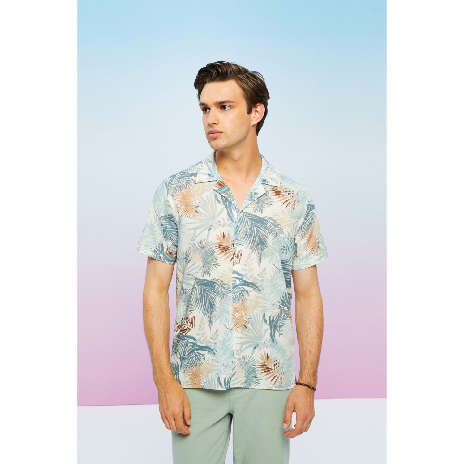 EGZOTİK DESENLİ KISA KOLLU REGULAR FIT GÖMLEK