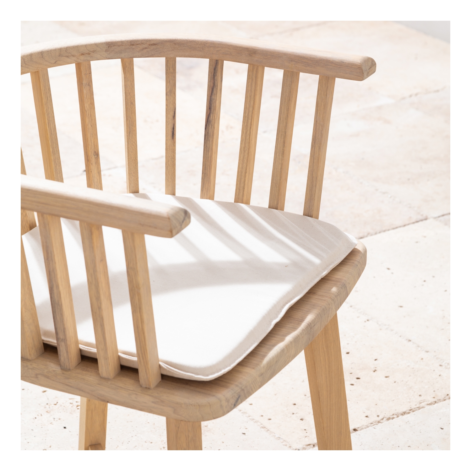 COLMAR  KOLÇAKLI SANDALYE